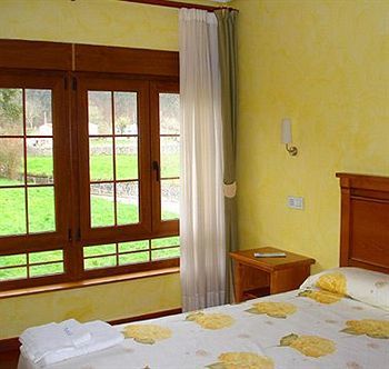 Hotel Pugide Llanes Extérieur photo