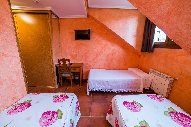 Hotel Pugide Llanes Extérieur photo