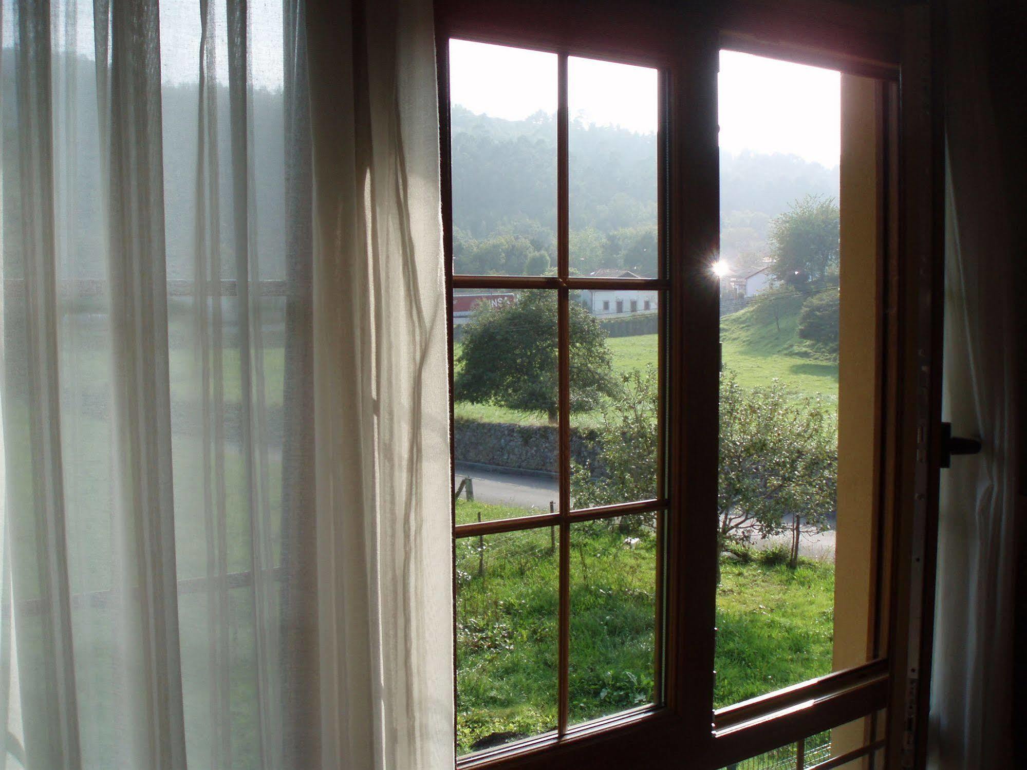 Hotel Pugide Llanes Extérieur photo